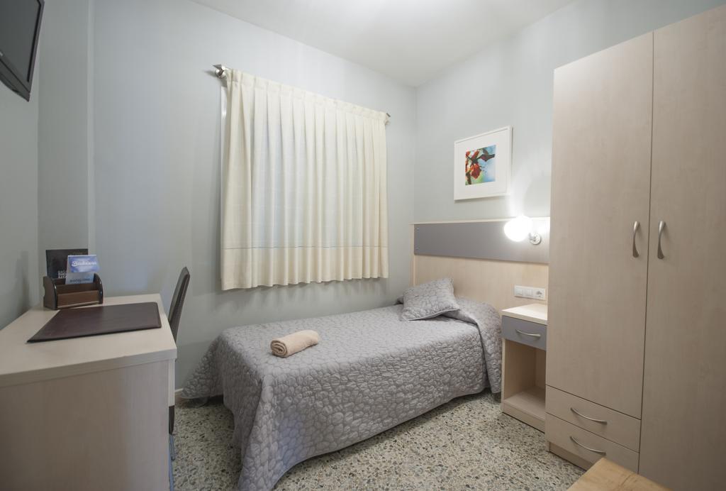 Hostal バダロナ 部屋 写真