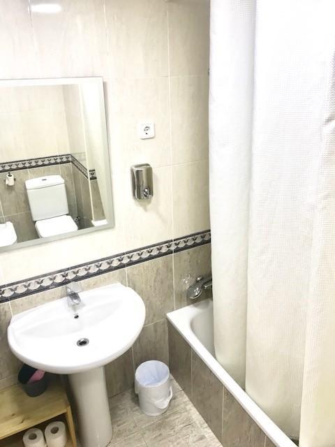Hostal バダロナ エクステリア 写真